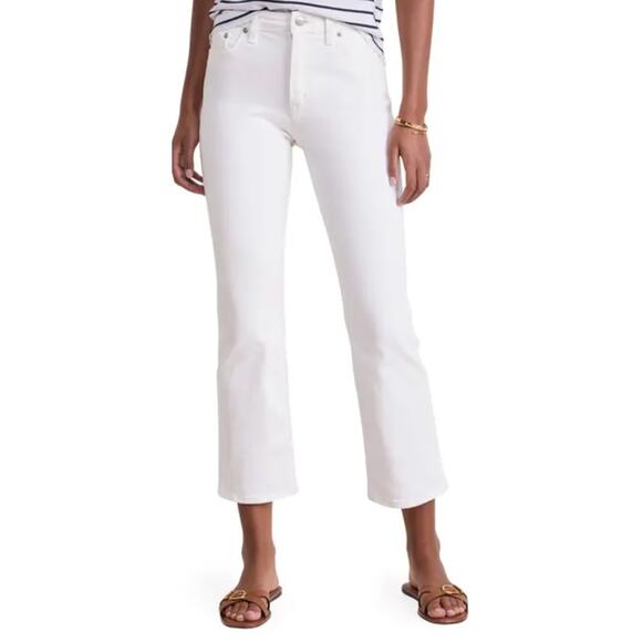 Vince Women's Kick Boot Cut Denim Jeans Chalk White SZ 29 Quiet Luxury Designer - Picture 1 of 10
